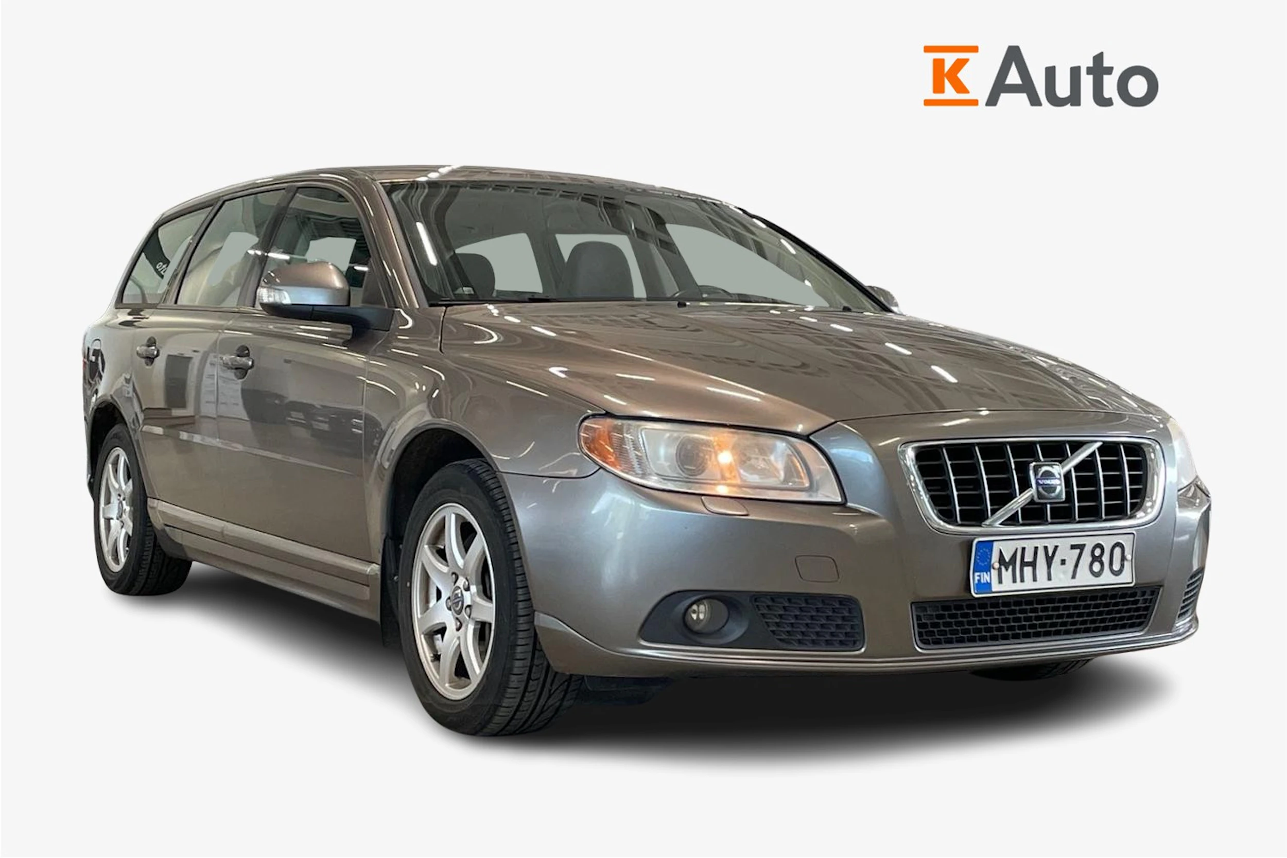 harmaa Volvo V70 2008 kuva 1.
