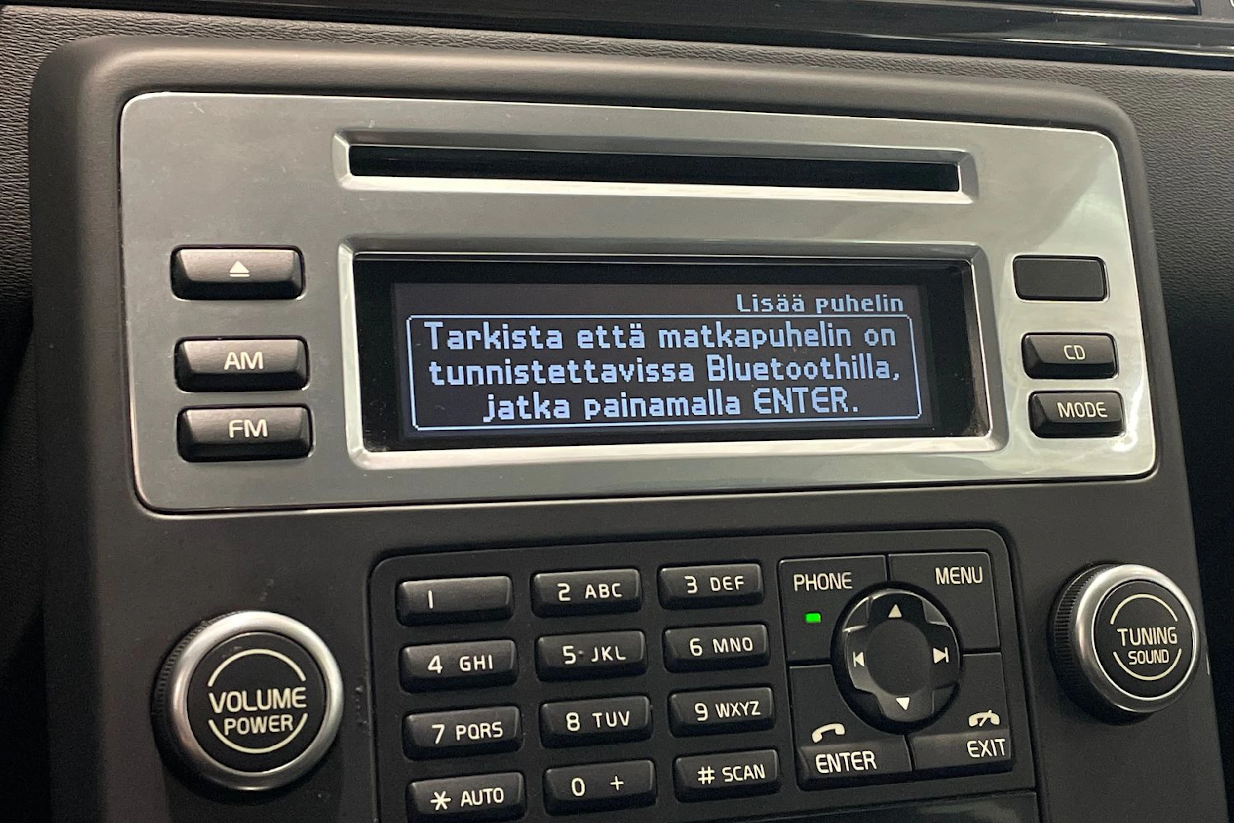 harmaa Volvo V70 2008 kuva 18.