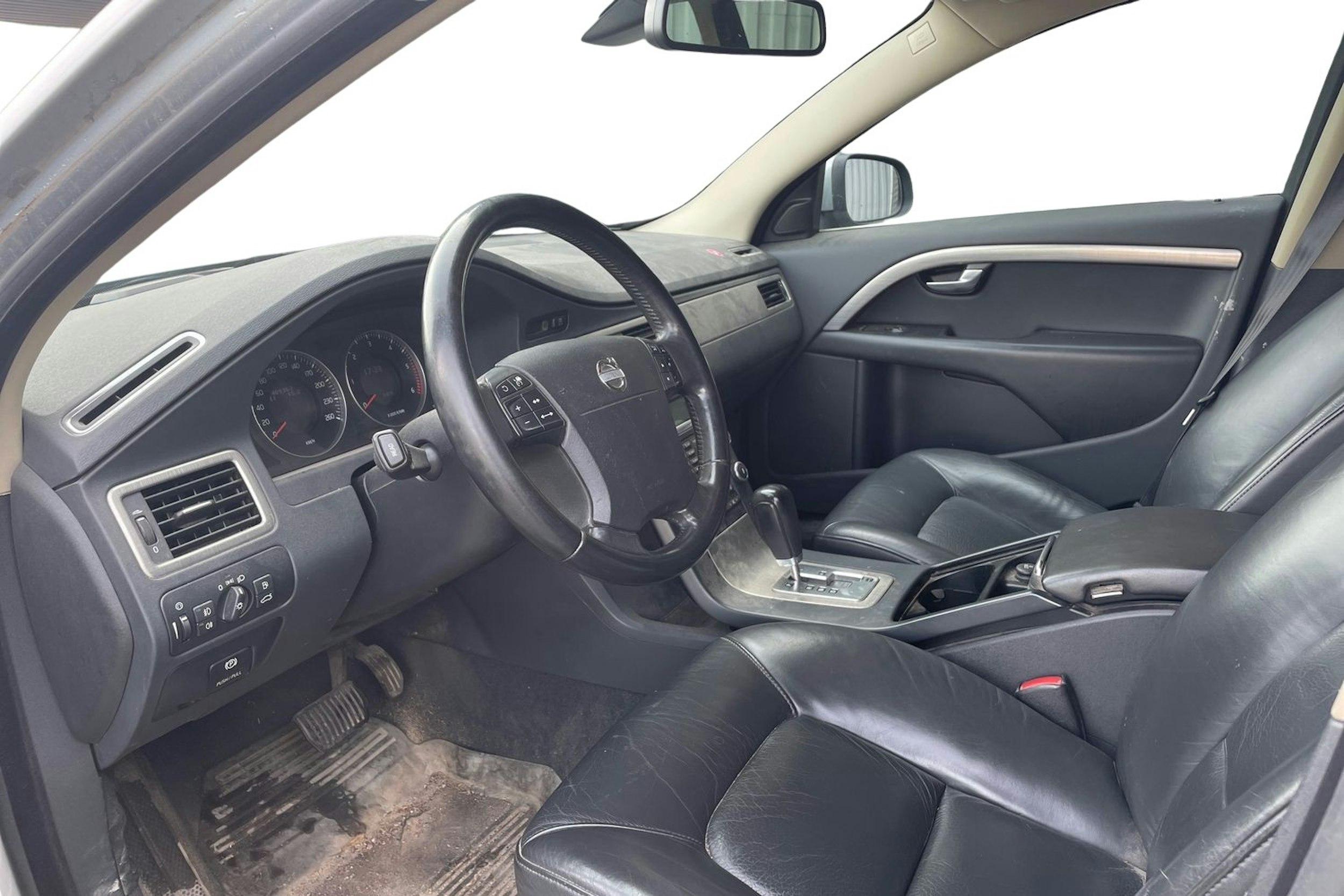 Harmaa Volvo V70 2008 kuva 3.