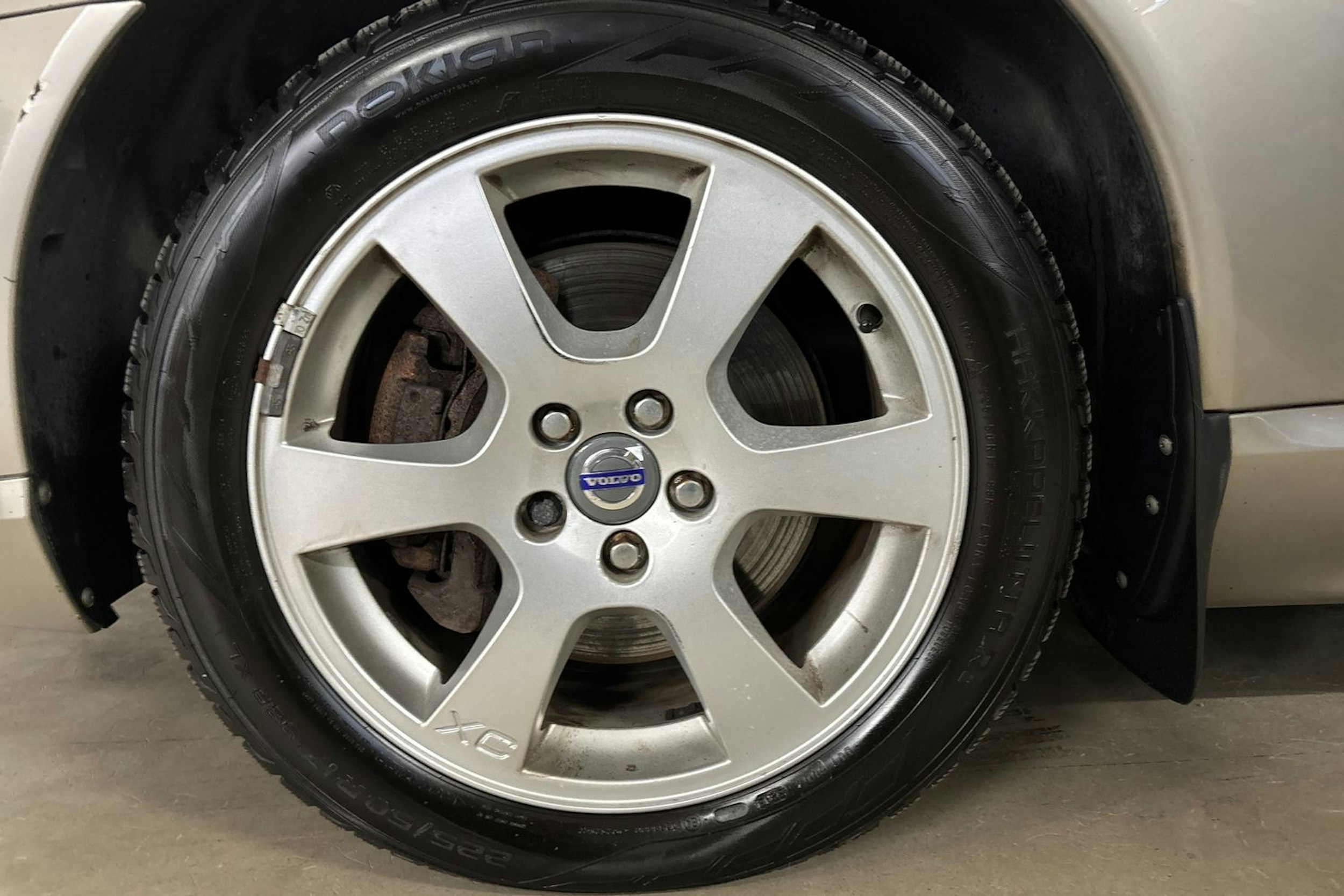 harmaa Volvo V70 2008 kuva 11.