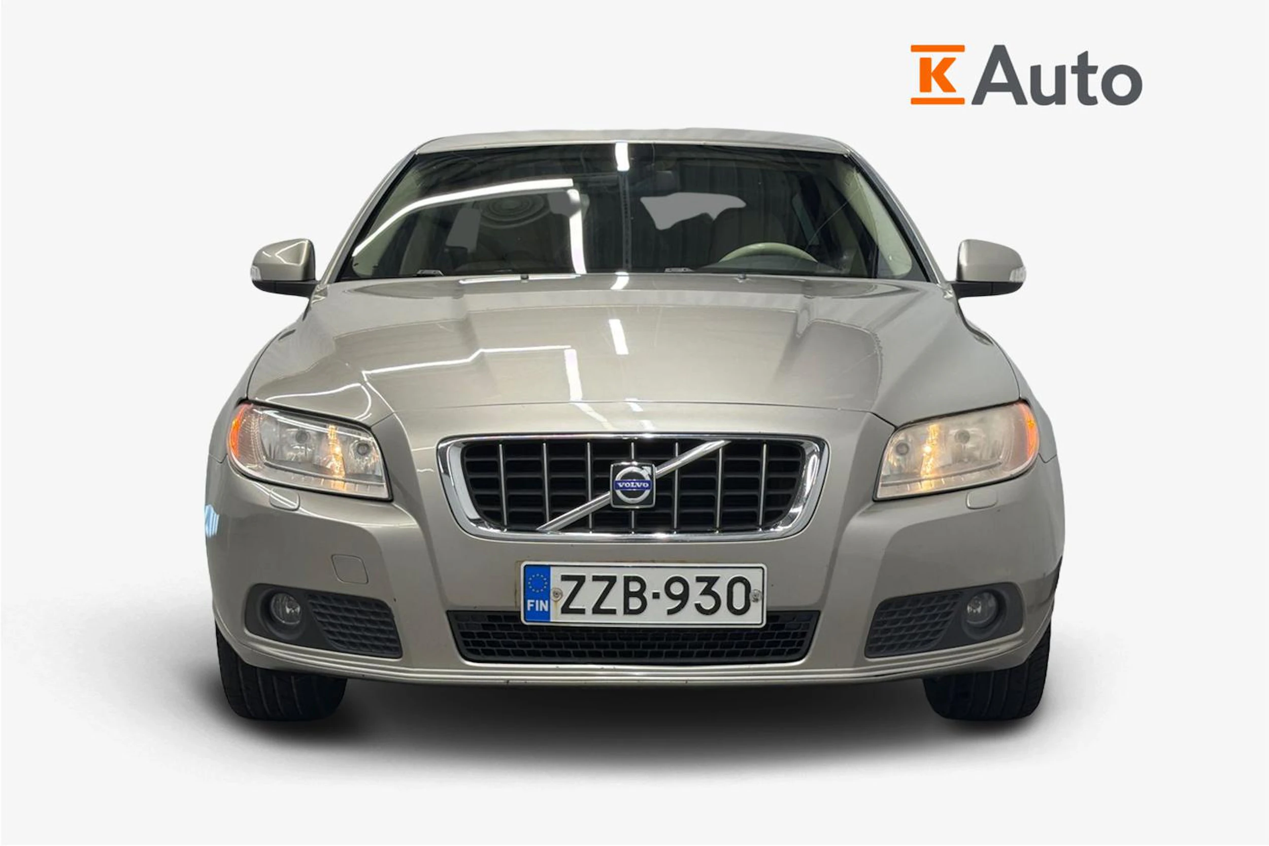 ruskea (beige) Volvo V70 2008 kuva 4.