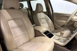 ruskea (beige) Volvo V70 2008 kuva 11.