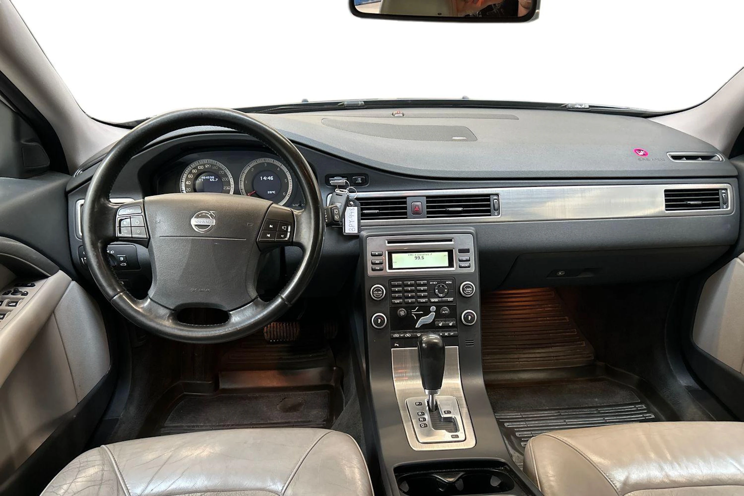sininen Volvo V70 2009 kuva 7.