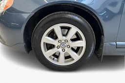 sininen Volvo V70 2009 kuva 9.