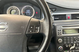 sininen Volvo V70 2009 kuva 12.