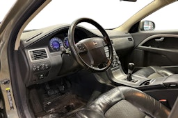 Vihreä Volvo V70 2009 kuva 3.