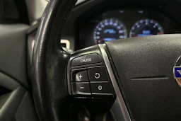 harmaa Volvo V70 2009 kuva 23.