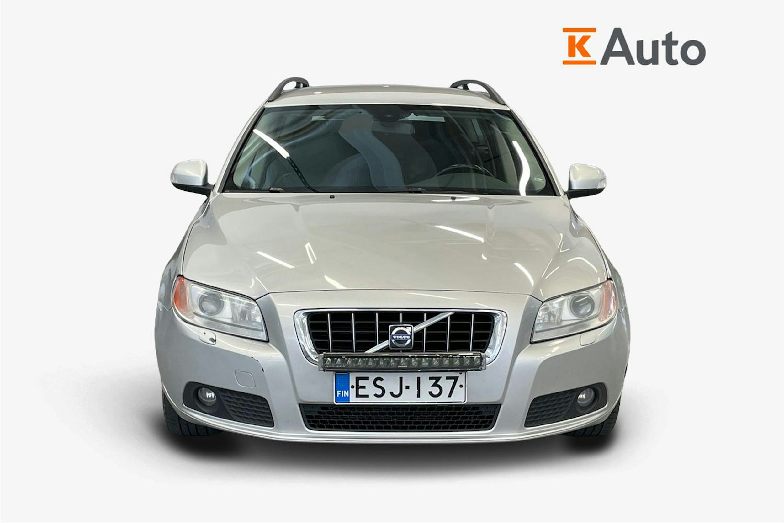Harmaa Volvo V70 2009 kuva 5.