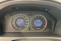 Harmaa Volvo V70 2009 kuva 14.