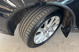 Musta Volvo V70 2009 kuva 13.