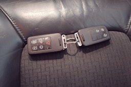 Harmaa Volvo V70 2009 kuva 14.