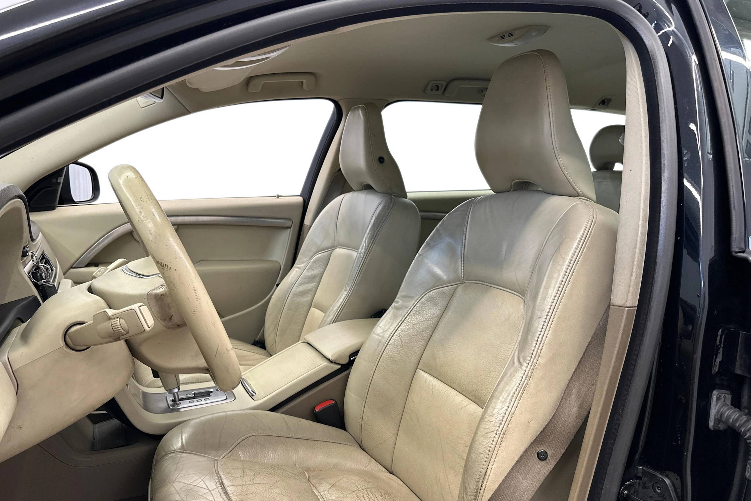 musta Volvo V70 2009 kuva 6.