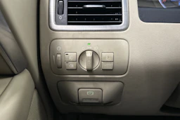 musta Volvo V70 2009 kuva 17.