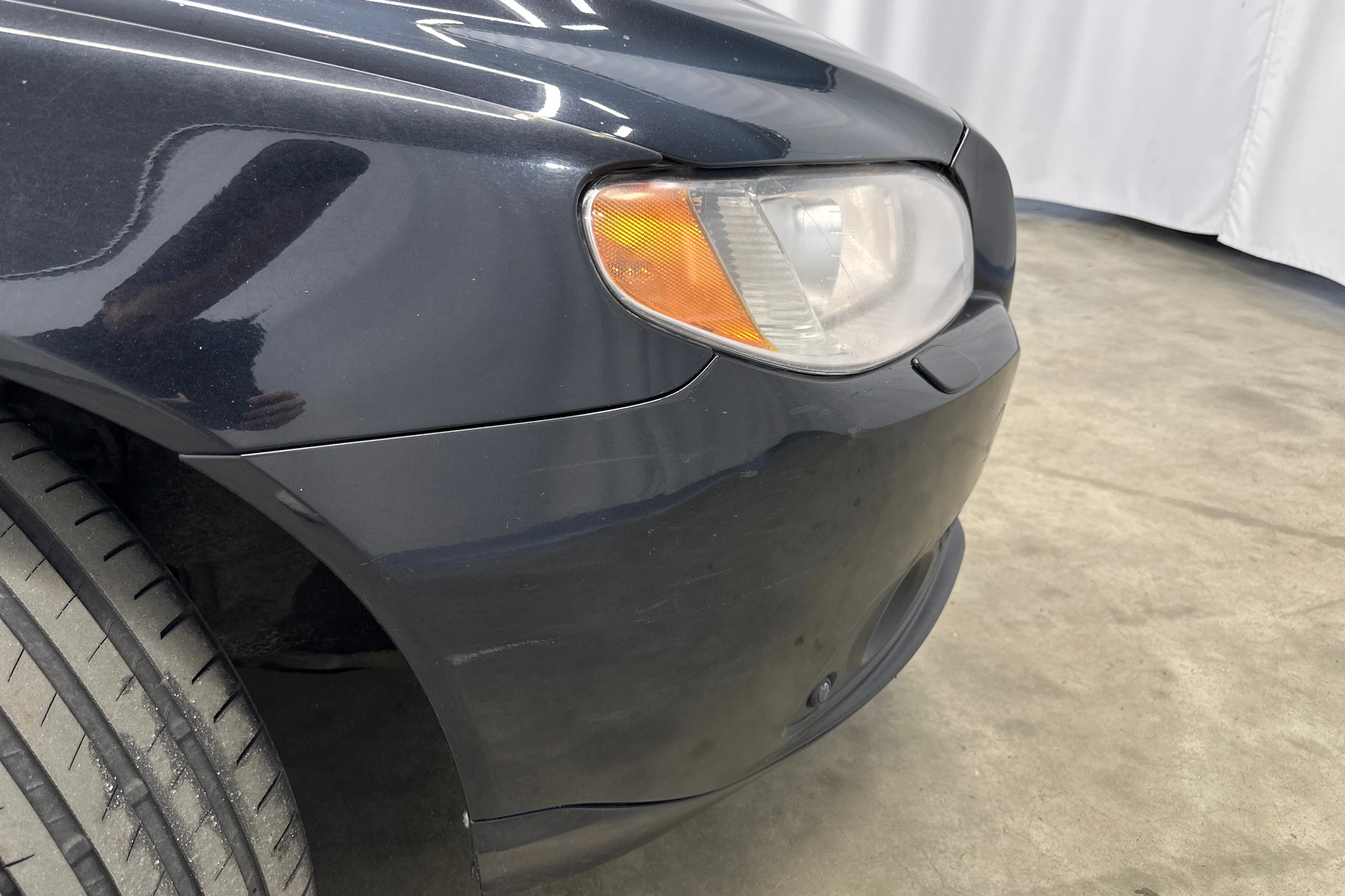 musta Volvo V70 2009 kuva 28.