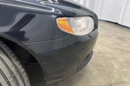musta Volvo V70 2009 kuva 28.
