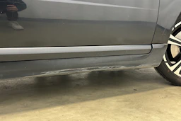 musta Volvo V70 2009 kuva 29.