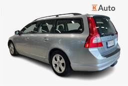 harmaa Volvo V70 2009 kuva 2.