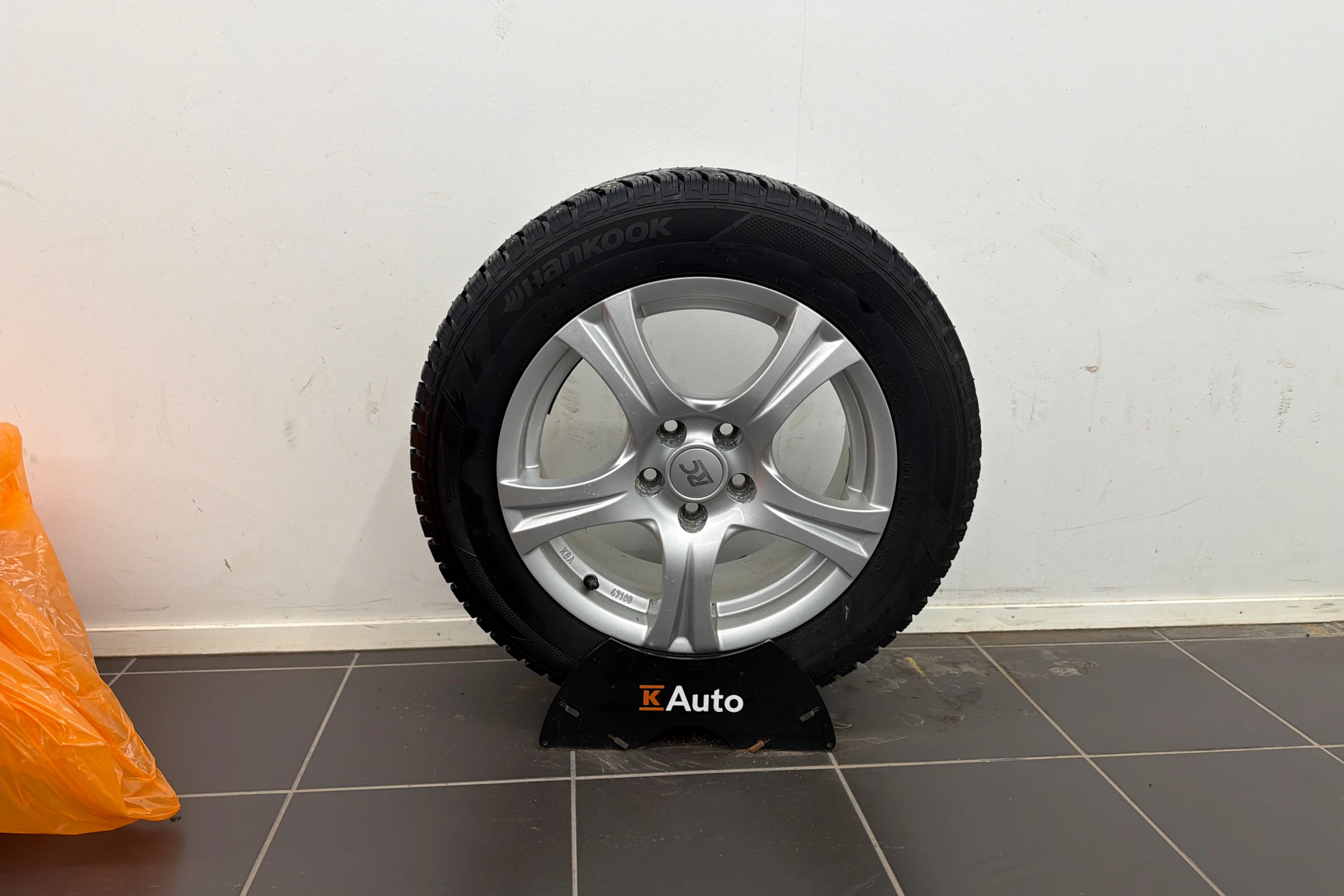 musta Volvo V70 2009 kuva 10.