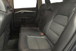 harmaa Volvo V70 2009 kuva 8.
