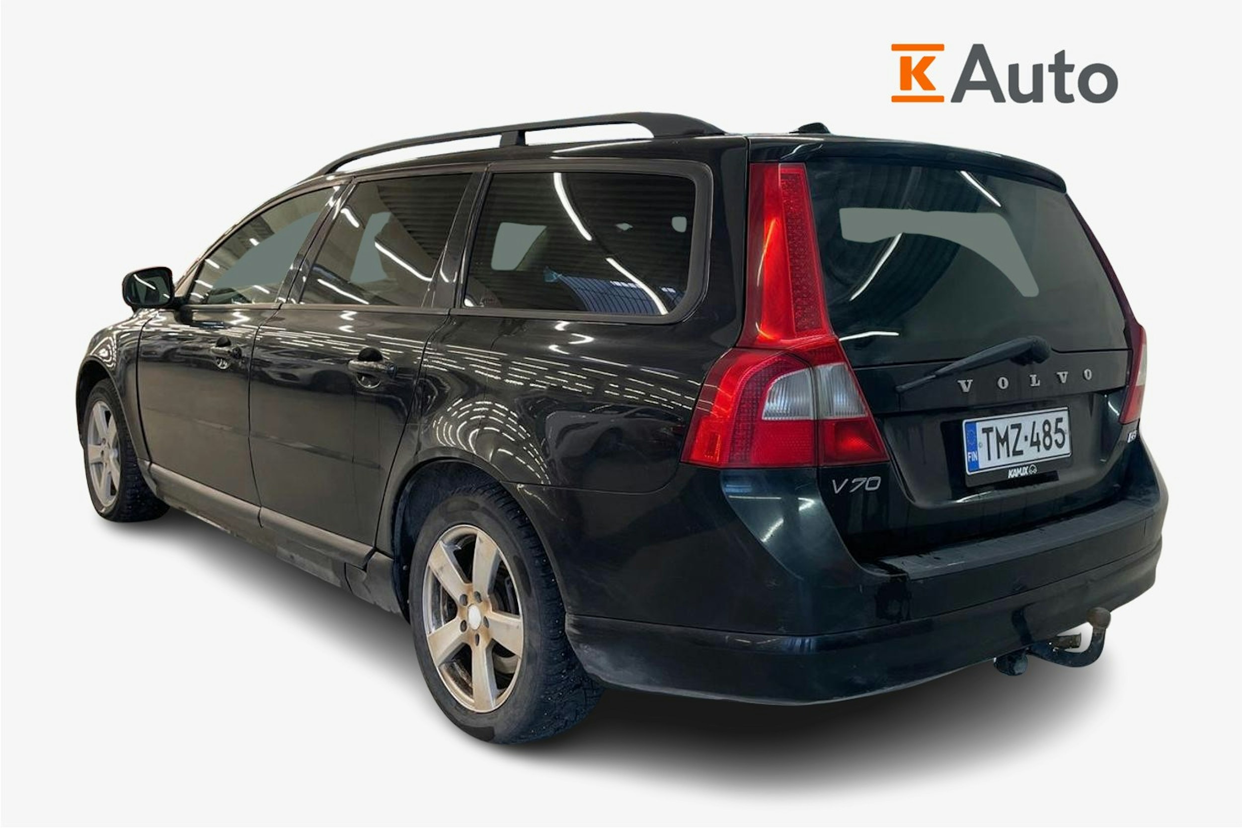 Musta Volvo V70 2010 kuva 2.