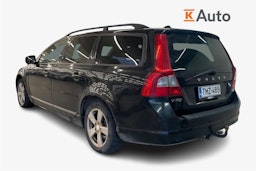 Musta Volvo V70 2010 kuva 2.