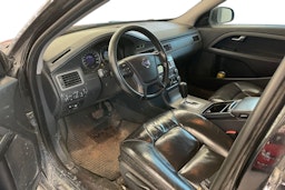 Musta Volvo V70 2010 kuva 6.