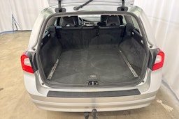 harmaa Volvo V70 2010 kuva 13.