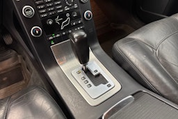 harmaa Volvo V70 2010 kuva 19.