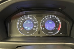 harmaa Volvo V70 2010 kuva 23.
