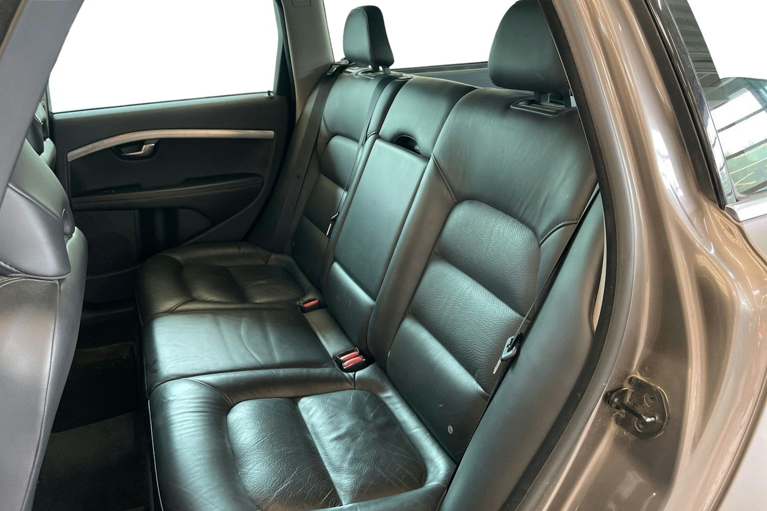 harmaa Volvo V70 2011 kuva 10.
