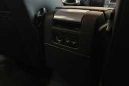 harmaa Volvo V70 2011 kuva 25.