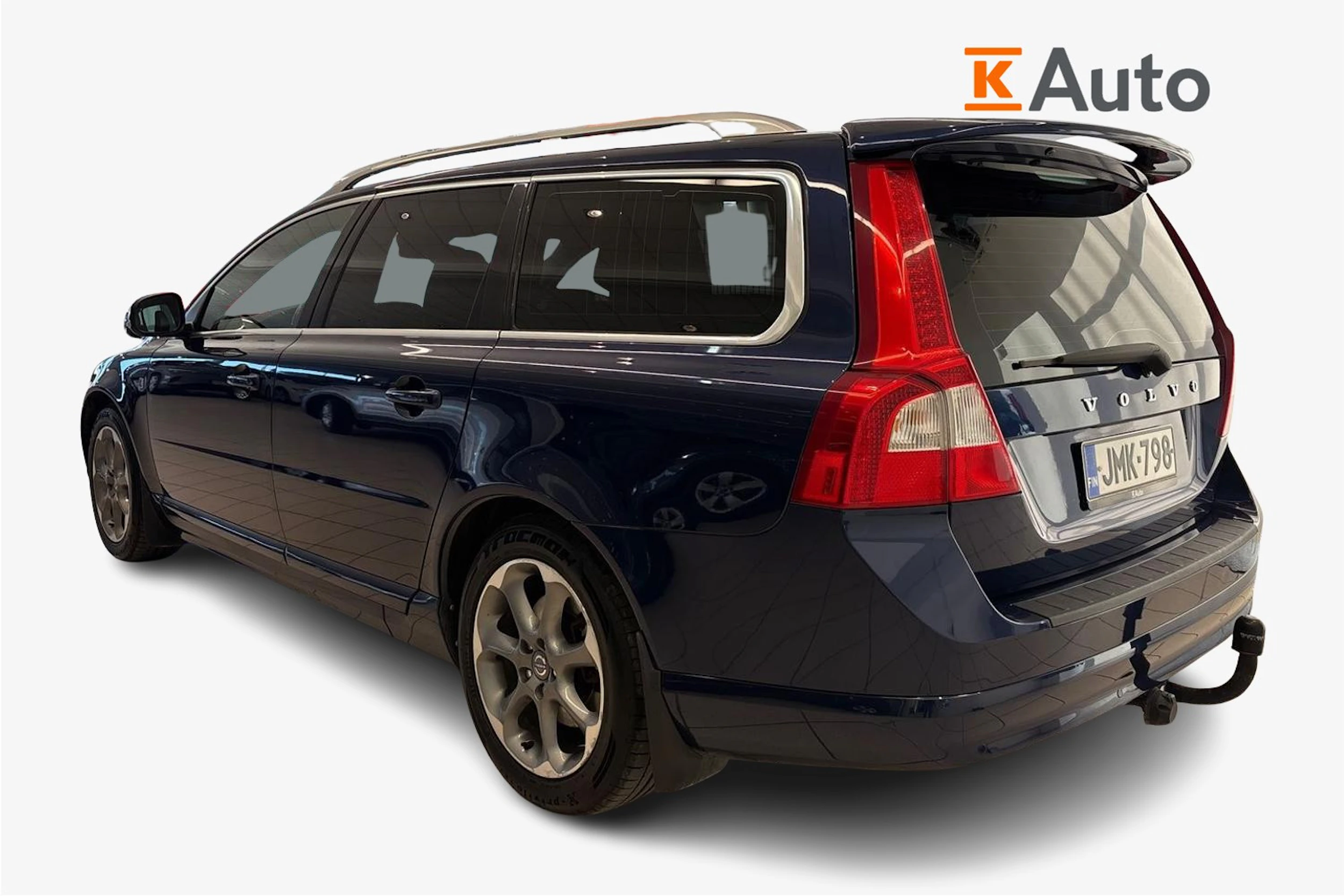 sininen Volvo V70 2011 kuva 3.