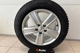 sininen Volvo V70 2011 kuva 15.