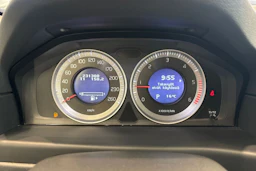 sininen Volvo V70 2011 kuva 20.