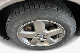 Harmaa Volvo V70 2011 kuva 9.