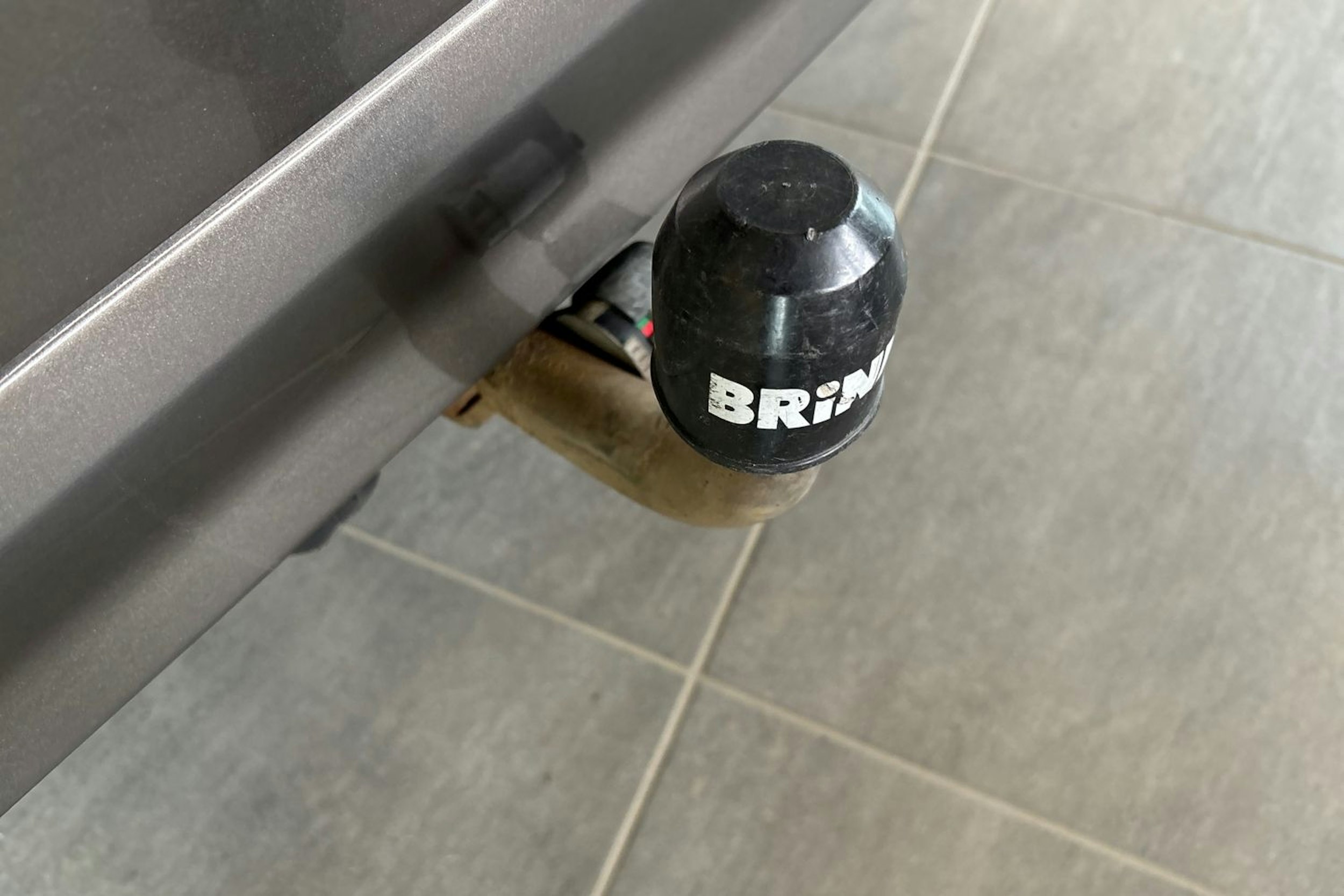 Harmaa Volvo V70 2011 kuva 16.