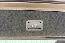 harmaa Volvo V70 2011 kuva 26.