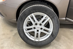 harmaa Volvo V70 2011 kuva 31.