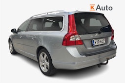 harmaa Volvo V70 2011 kuva 2.