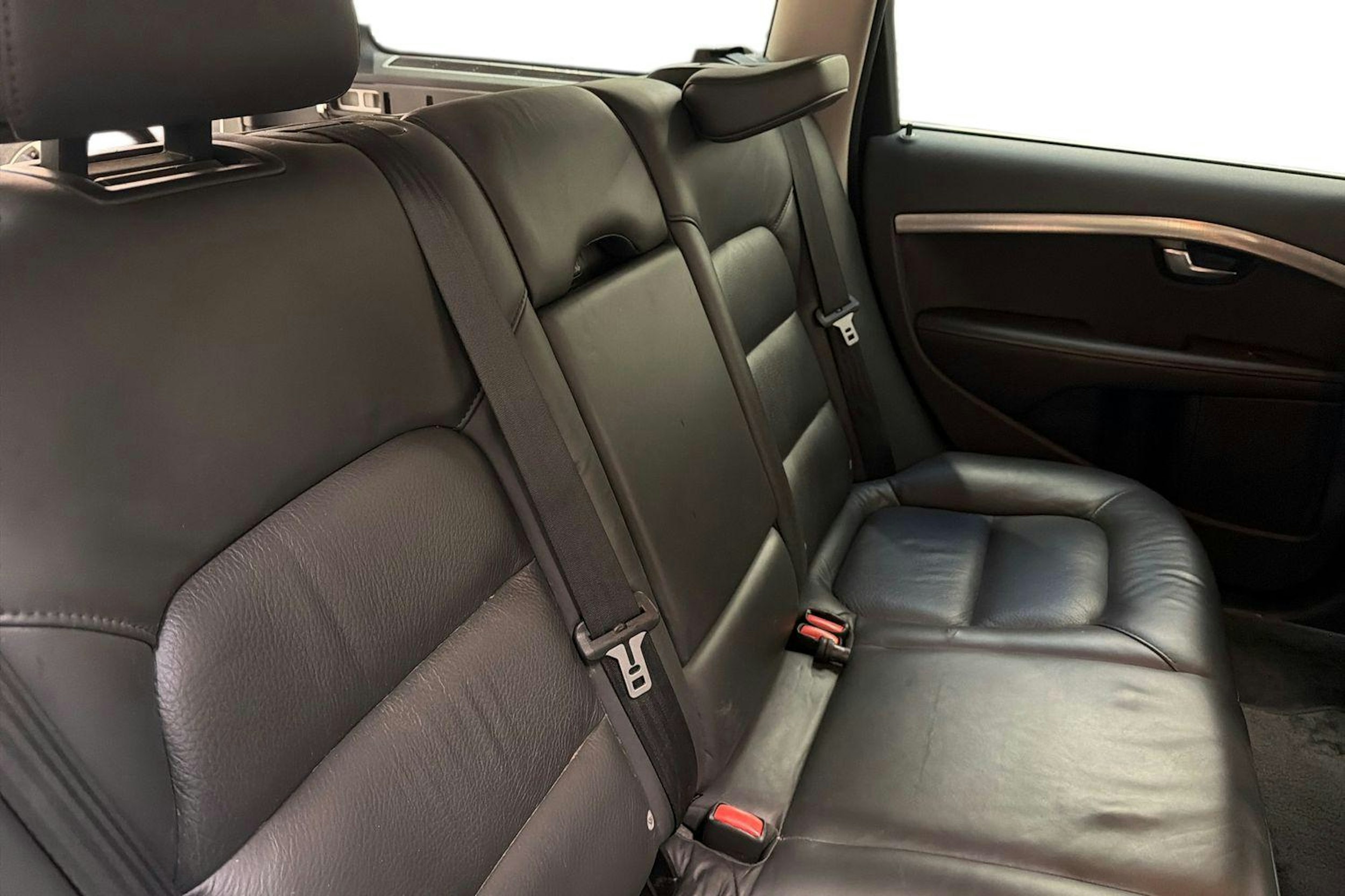 harmaa Volvo V70 2011 kuva 8.