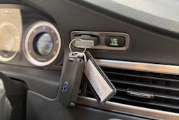 harmaa Volvo V70 2011 kuva 13.