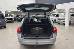 harmaa Volvo V70 2011 kuva 20.