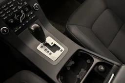 Harmaa Volvo V70 2011 kuva 20.