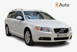 valkoinen Volvo V70 2012 kuva 1.