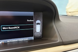 valkoinen Volvo V70 2012 kuva 21.