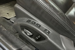 harmaa Volvo V70 2012 kuva 16.