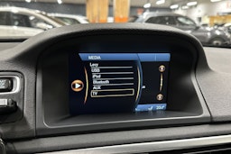 harmaa Volvo V70 2012 kuva 18.