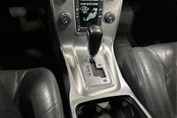 harmaa Volvo V70 2012 kuva 21.