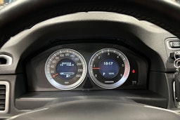 harmaa Volvo V70 2012 kuva 22.