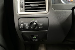 harmaa Volvo V70 2012 kuva 26.